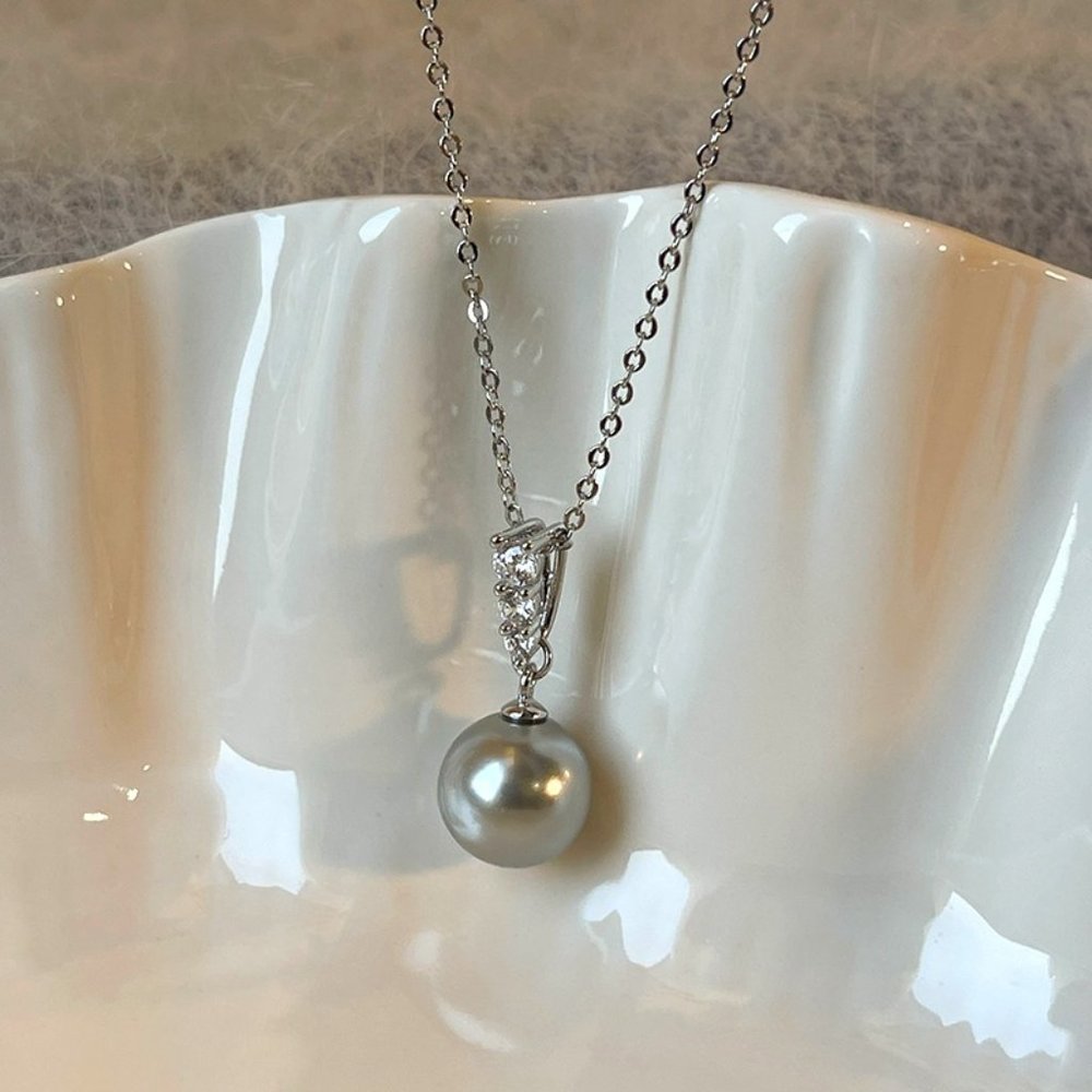 GOLICC Simple Grey Pearl Necklace